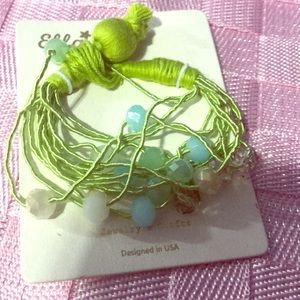 Braceletes high quality material, no gold.